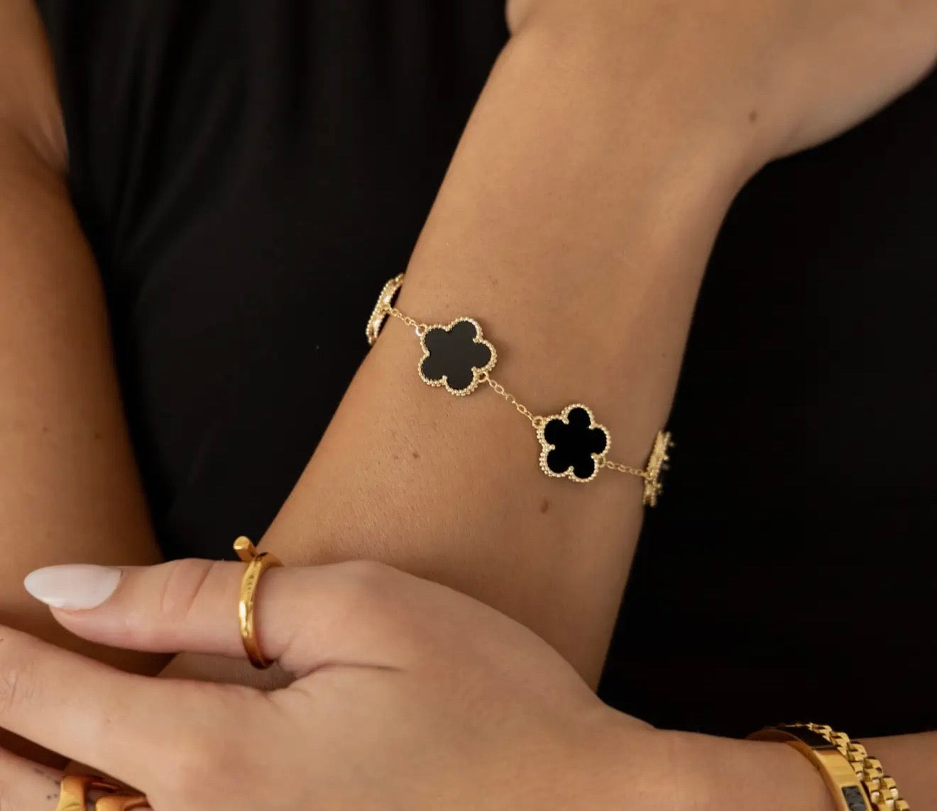 Adeline Kleeblatt Armband mit Perlmutt