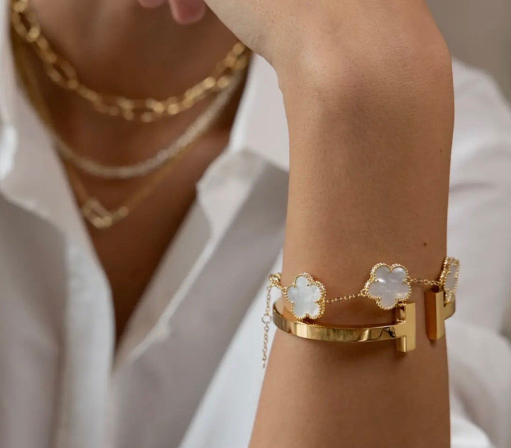 Adeline Kleeblatt Armband mit Perlmutt